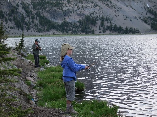 grandkids fishing.jpg