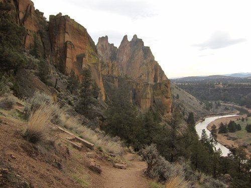 Looking south as we head down to the river and around the distant point as we return to our starting point