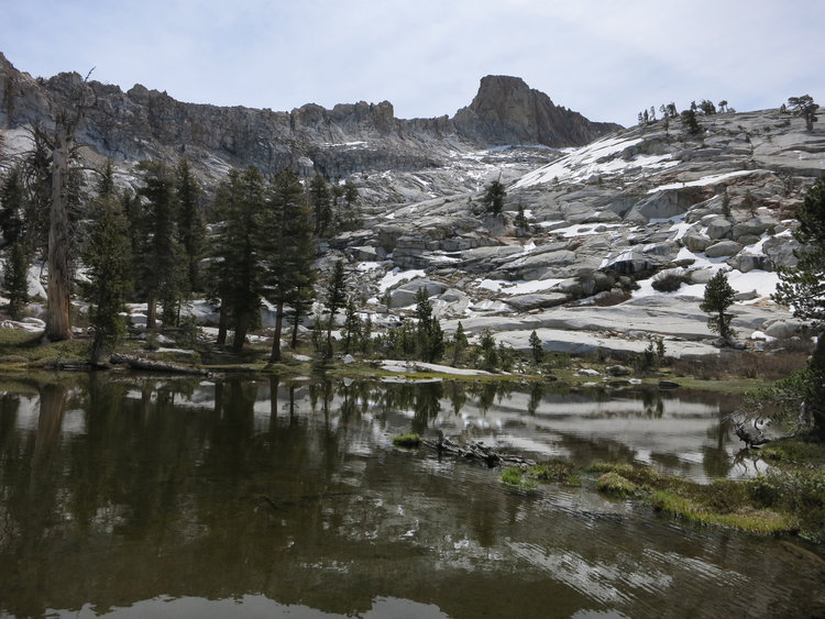 Unnamed lake below NW face of Silliman