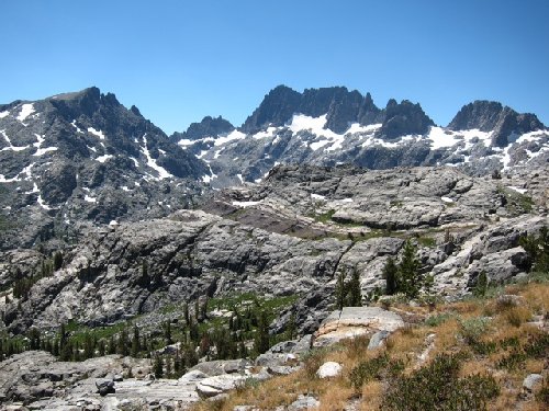 Minarets,  prospects s of Nydiver Lakes
