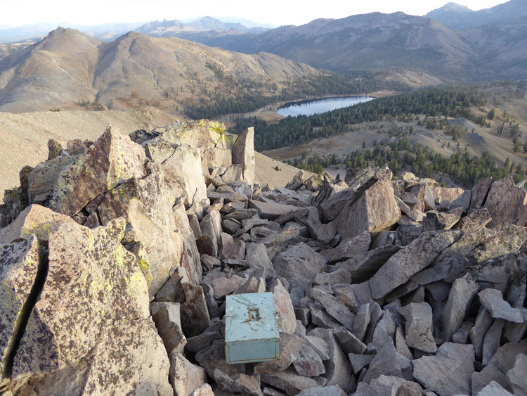 Top of Hiram peak to Highland Lakes and Folger peak left