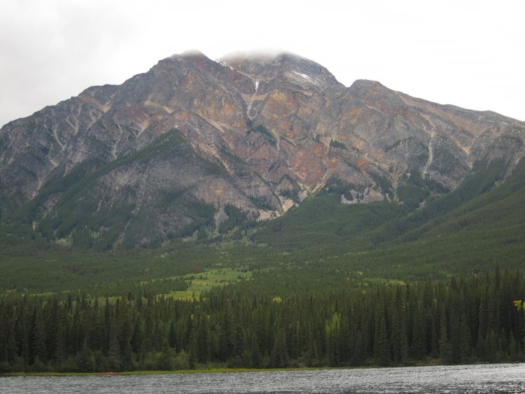Diamond Peak, Diamond Lake