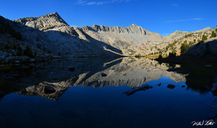 Upper Kid Lakes might have been ever more beautiful than the lower one. I'll let you decide...