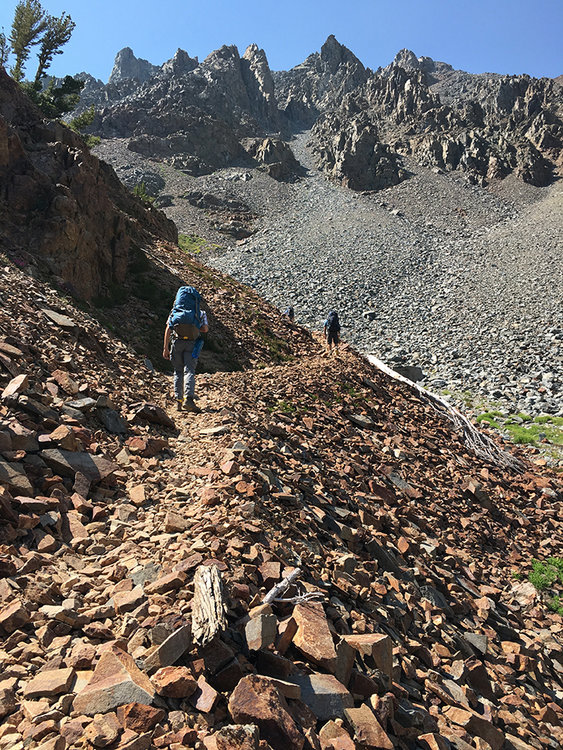 Trail to West Lake