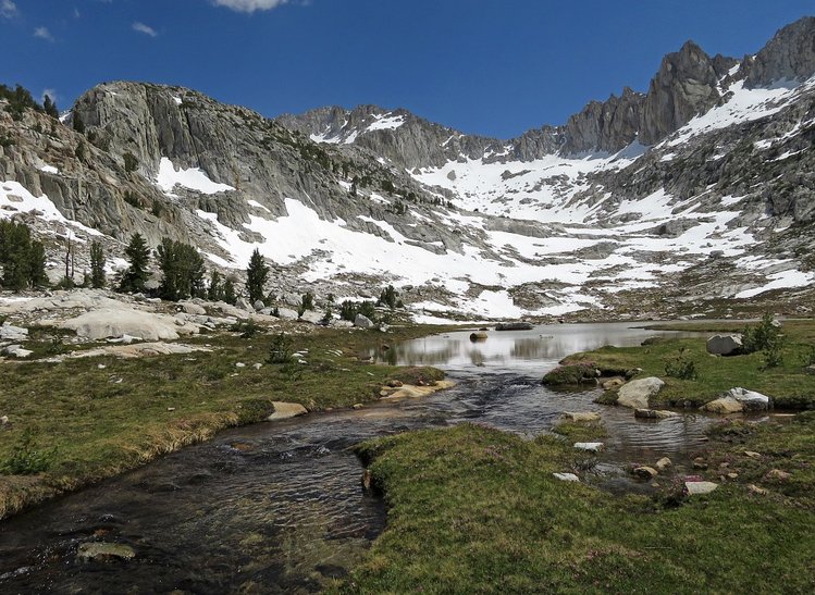 Upper Izaak Walton Lake and the Silver Divide