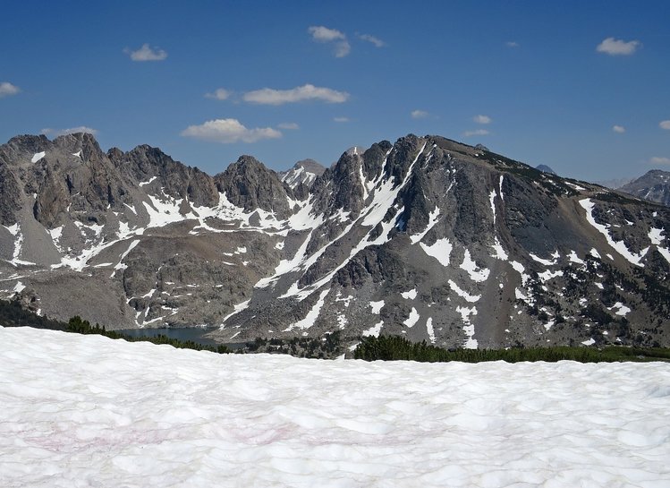 Above Duck Lake headed to Deer Lake Basin