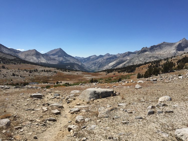 View of Bench Lake from Taboose Pass