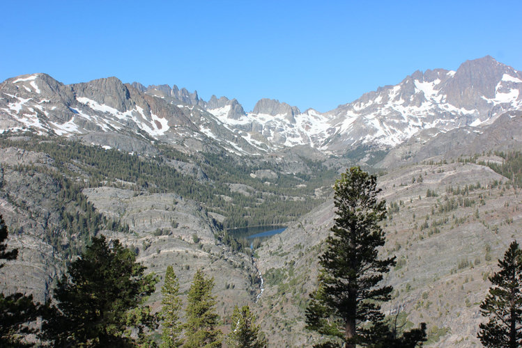 Looking across at Shadow Lake from the PCT High Trail