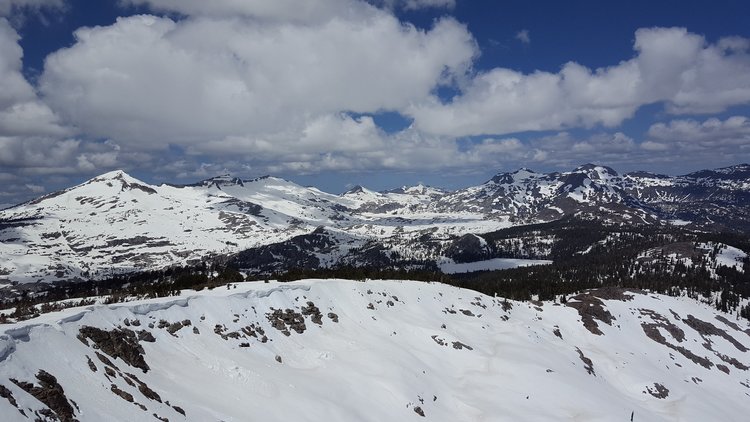 Ralston looking towards Aloha/Desolation 05/2016