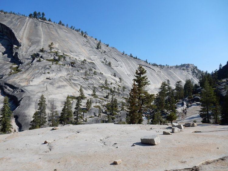 shallow canyon along the Merced River