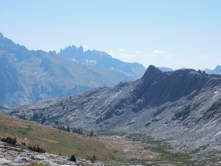 Bench Canyon &amp; Minarets