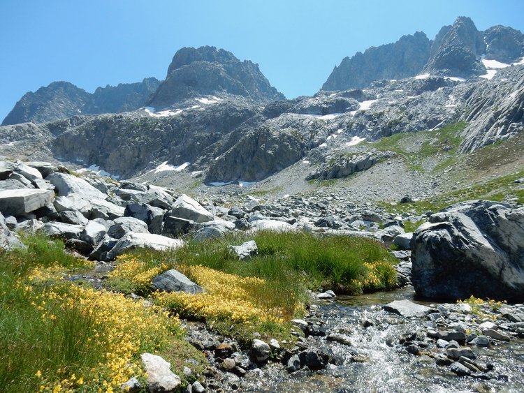 Volcanic Ridge
