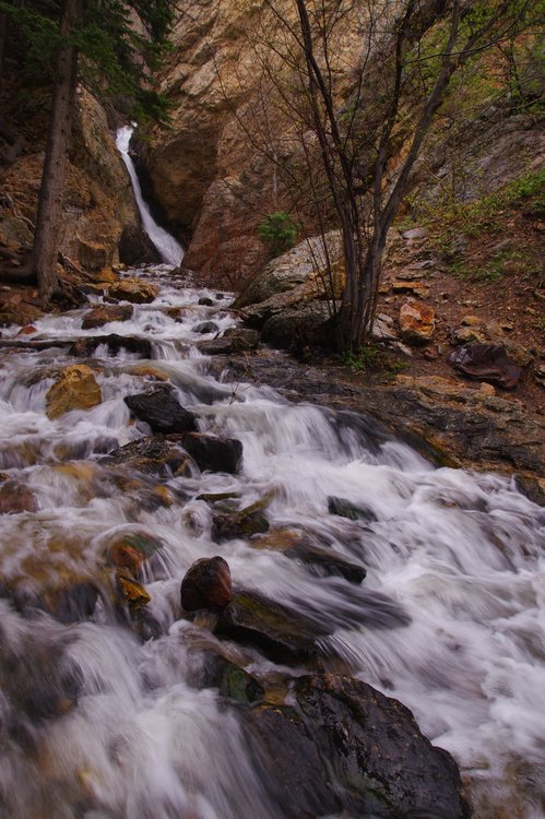 Hidden Falls in Big Cottonwood Canyon is pretty cool. I was alone for a little bit which was nice. It's just that I was a matter of yards away from Big Cottonwood Canyon's road, not far from overflowing parking for the trailheads on the other side of the canyon.