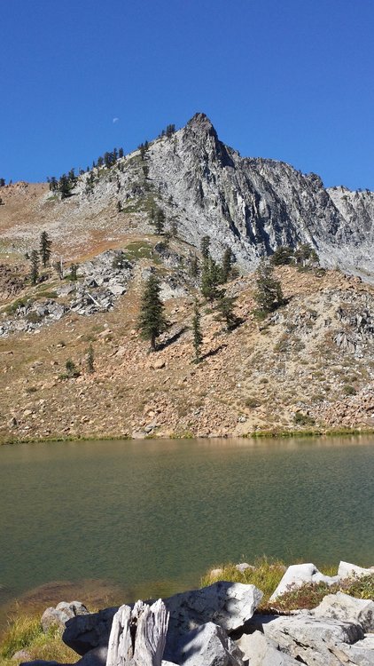 Moonrise over Siligo Peak at Deer Lake
