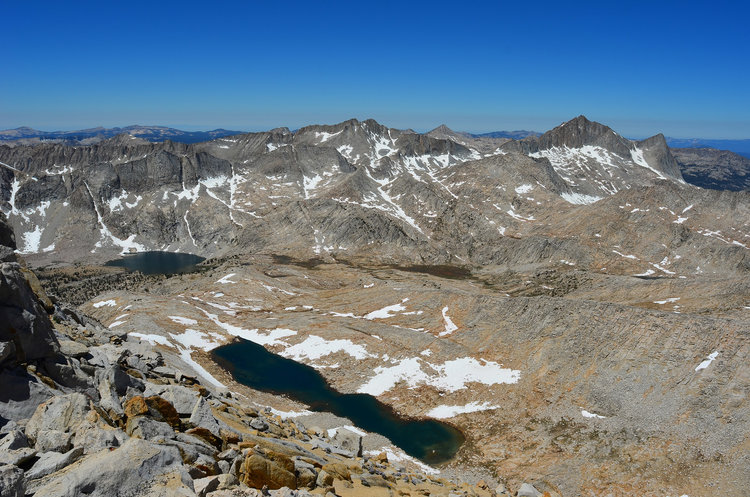Prominent 7 Gables and the Mono Divide Region. One of my favorites.