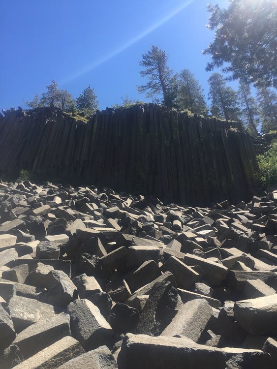Devil's postpile