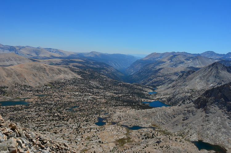 Looking into the heart of the Upper Kern. You can see the Kern Canyon stretching down into the foothills.