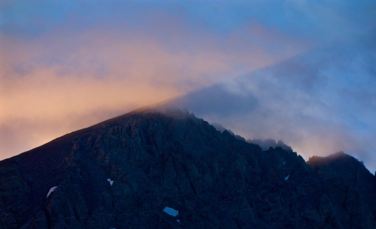 Dawn breaks over Split Mountain