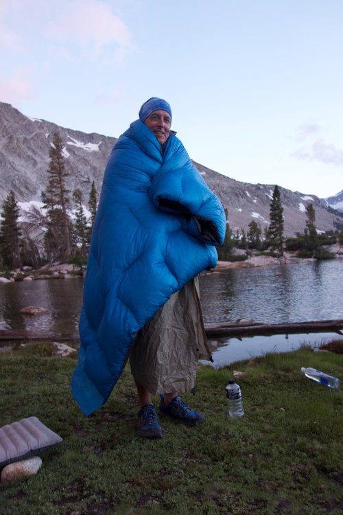 Hobbes giving us some mountain fashion