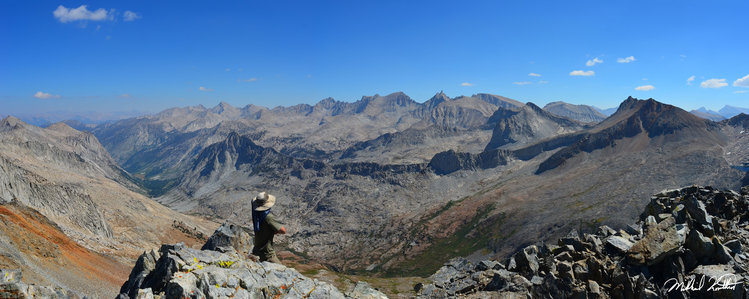 The other side looking at the Northern Half of the Great Western Divide is just as impressive. The view truly is unobstructed 360 degrees and you can feel the majesty of the mountains.