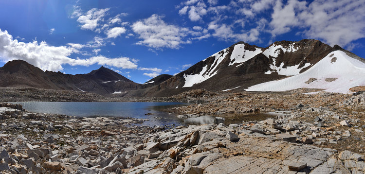 The basin below Goodale is for the Rock Gods! But we mere mortals may tramp here if we dare!