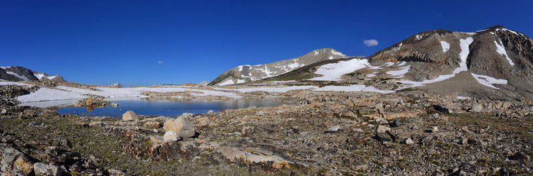 The view at Taboose Pass was grand with a beautiful blue lake and Cardinal Mtn. standing guard.