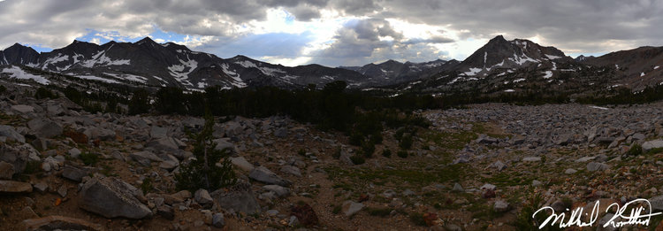We had a grand view looking into the heart of the range from the top of Sawmill Pass.