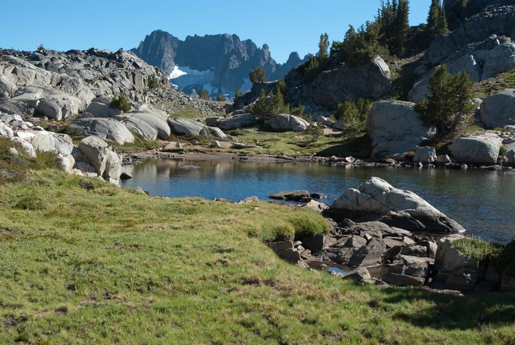 Tarn on ridge south of Garnet
