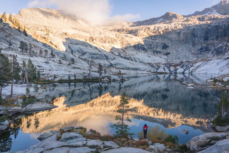 backpacking-pear-lake-304221.jpg