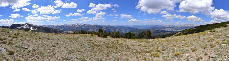 The view from Mammoth Crest was incredible in every direction. You could see it all from the mountains of Yosemite to the Ritter Range to the Silver Divide and beyond!