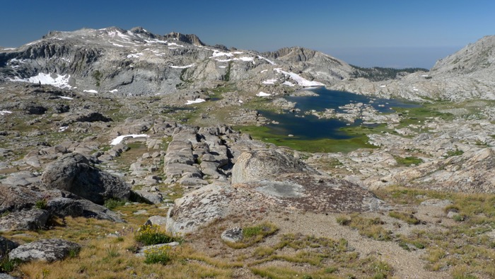 P1030754+AltaPeak(l),Lk10559(r) from near Kings-KaweahDivide.jpg
