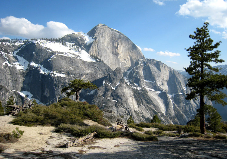 View from Buttress at top of Snow Creek switchbacks