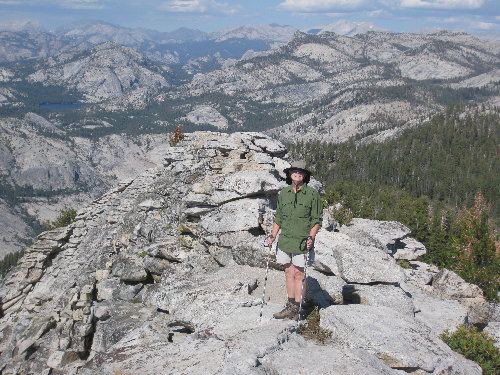 PRoof we, wife, shown, 'n me made it to the top of Cloud's Rest