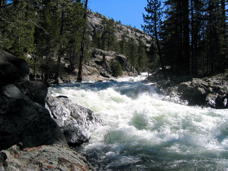 Piute Creek at Pleasant Valley upstream of crossing