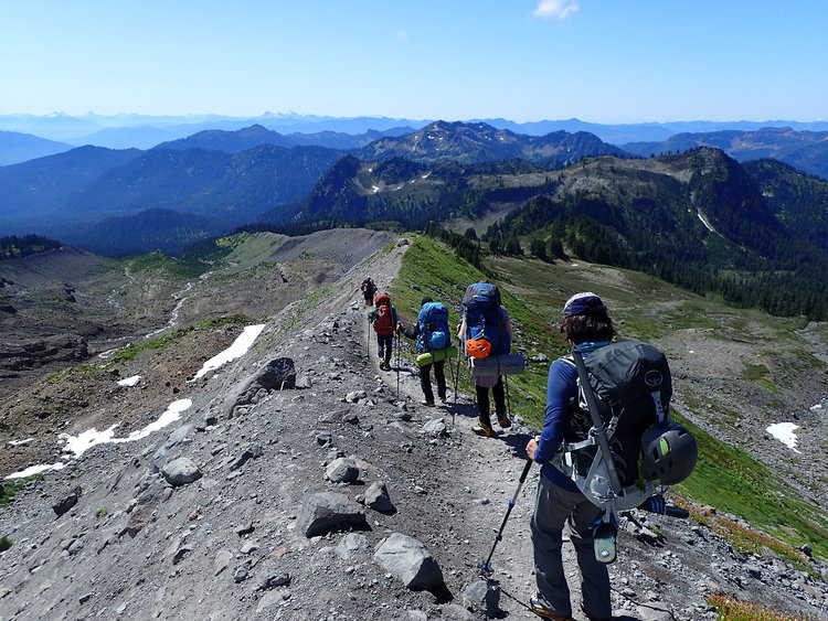 20 Descent on ridge.JPG