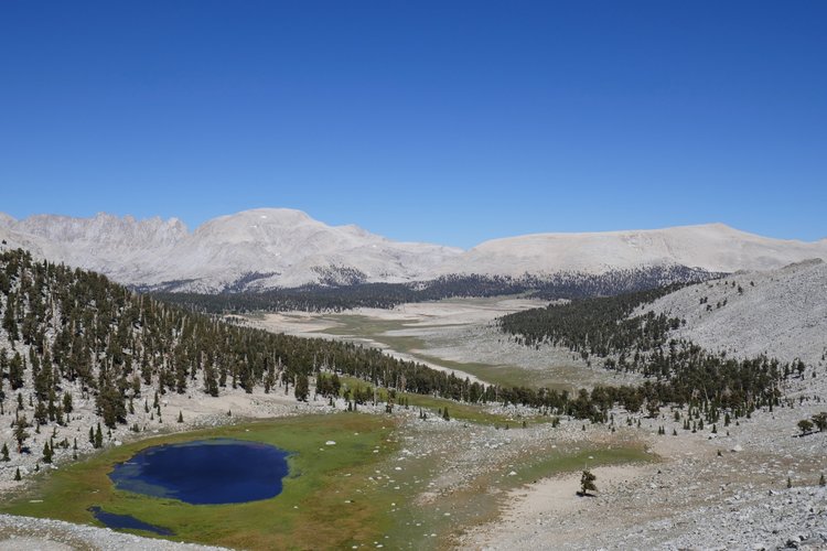 A wider shot looking east from the plateau west of location 016 showing some of the ridge that is the actual southern boundary of Sequoia NP on the right side of the photo.