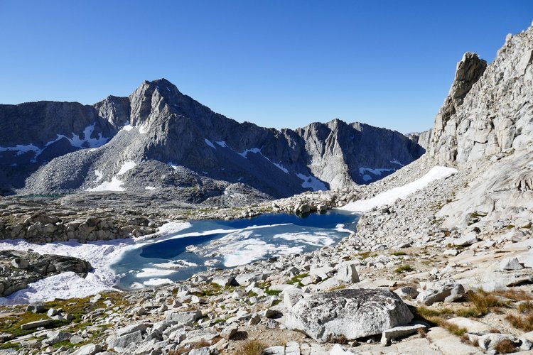 Tarn on the east side below Sphinx Pass
