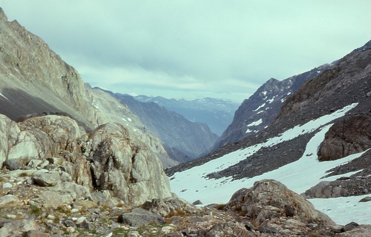 1975.055.jpg