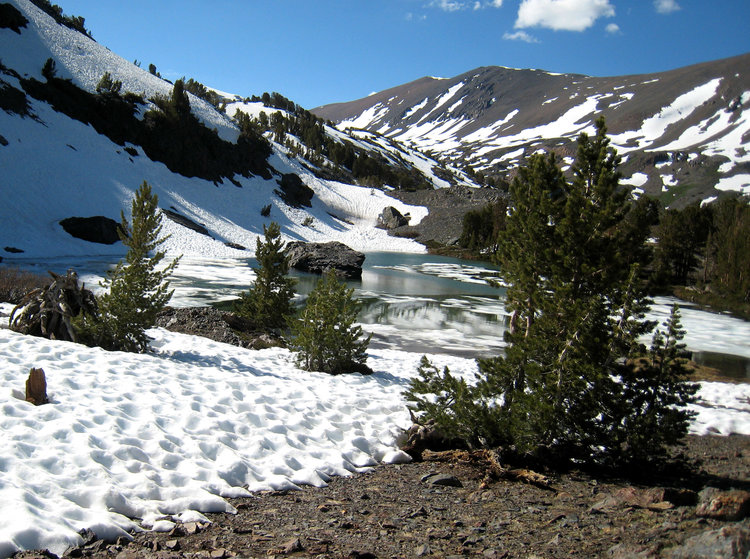 Dry spots at Alger Lakes, my camp behind me