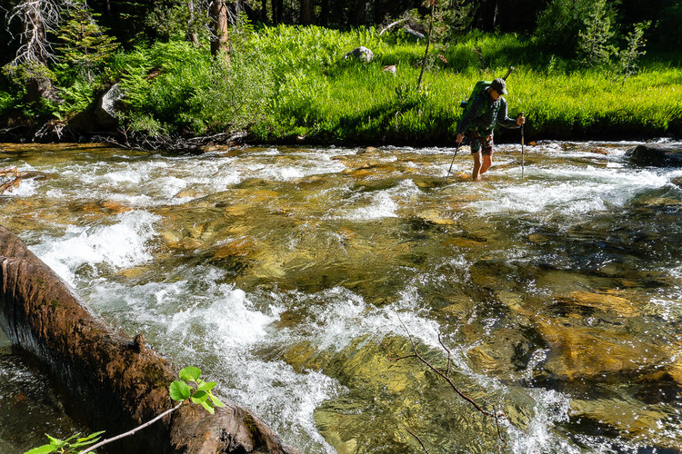 The easier crossing of Bubbs Creek from the horse camp
