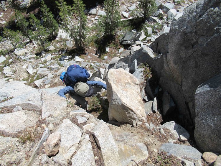 Some adventurous scrambling between Bear and Split Lakes