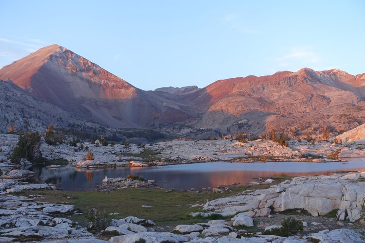Alpenglow on Red Slate Mountain behind Cotton Lake