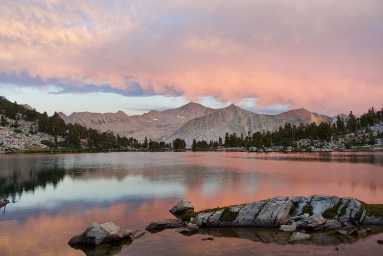Sunset vibes at the unnamed lake south of Cartridge Pass