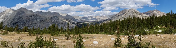 Looking north into Upper Basin, from along the PCT near the Bench Lake Ranger Station