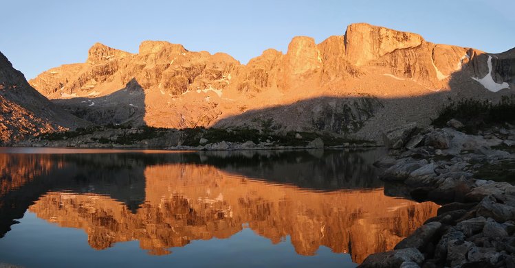 Sunrise at Lake 10643