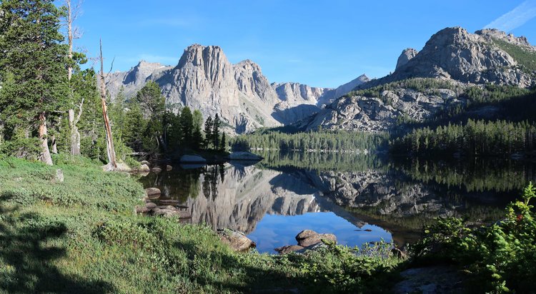 Day 2, AM: Middle Lake s. shore