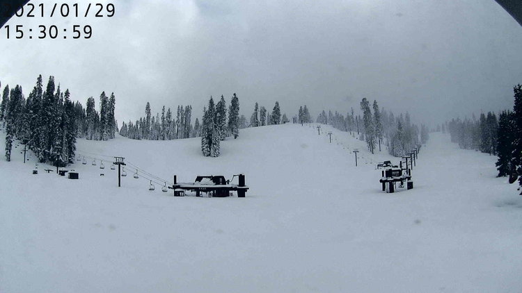 yosemite-ski.jpg