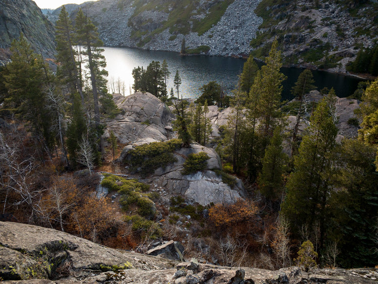 some weird gorgeous bulbous rock in this area (middle branigan, I stayed high above this)