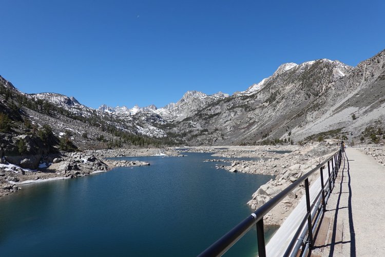 Lake Sabrina - Looks really low to me
