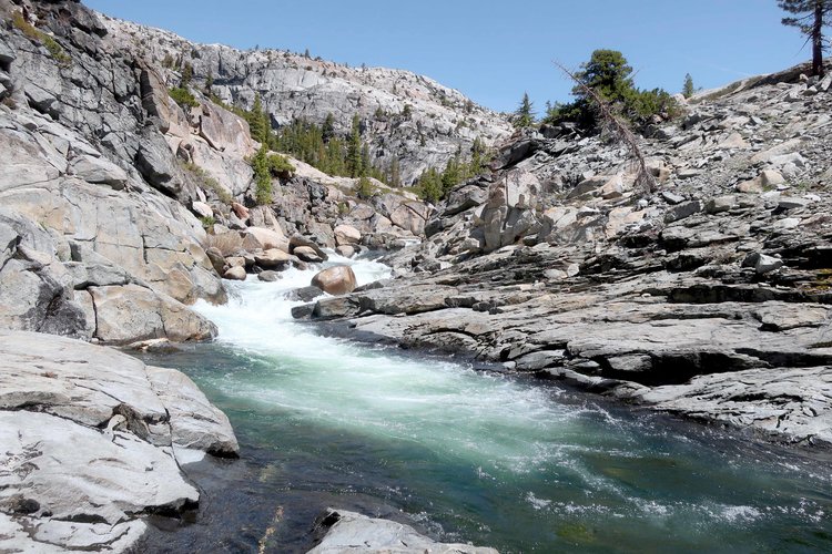Mid canyon falls
